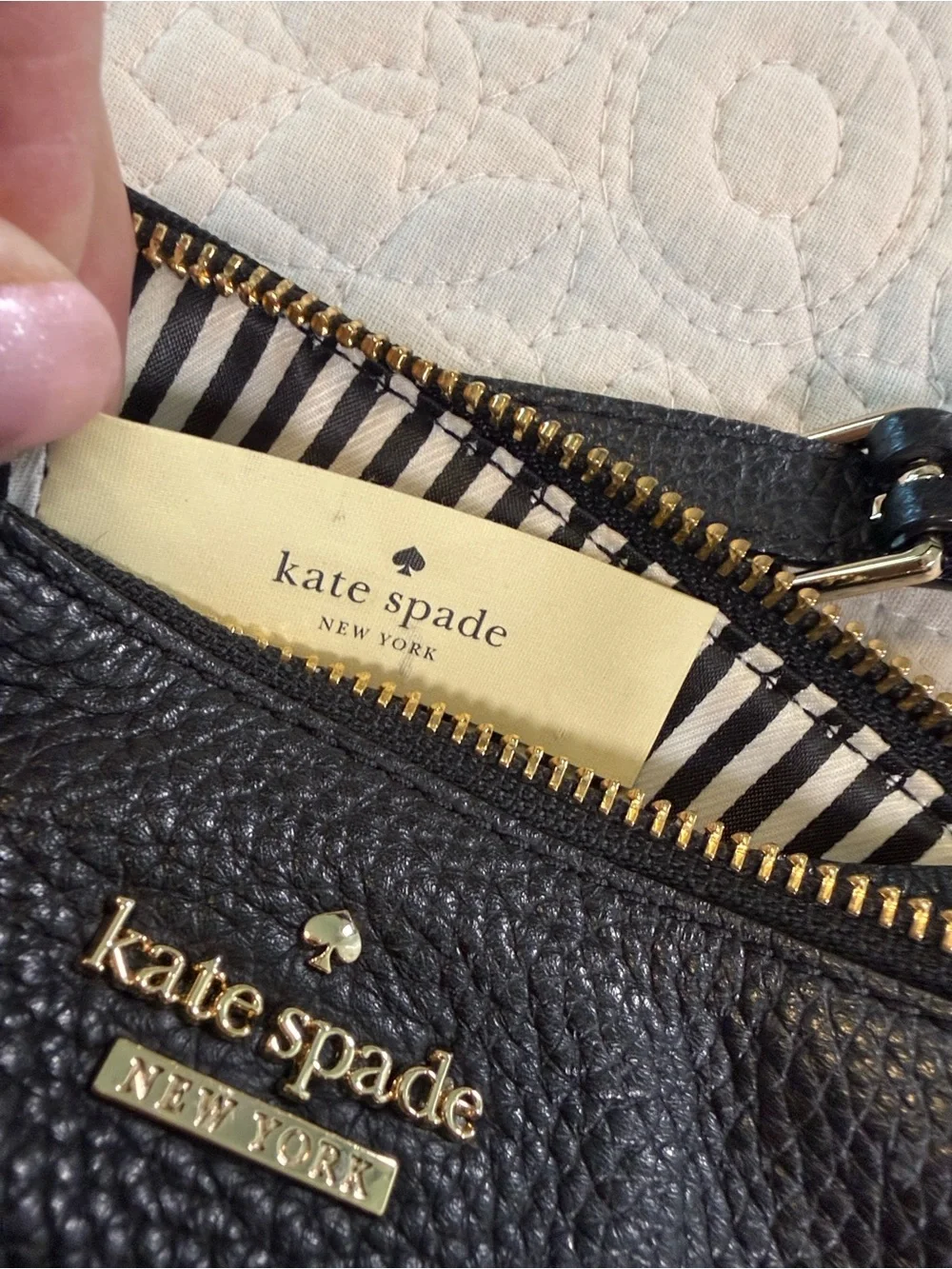 kate spade Jackson Street black pebbled leather small crossbody gold-tone zipper - Picture 11 of 11